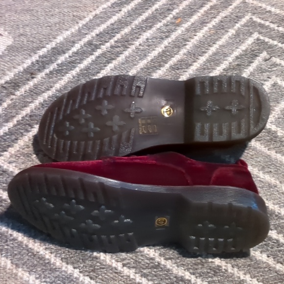Burgundy Velvet Shoes - Picture 4 of 4